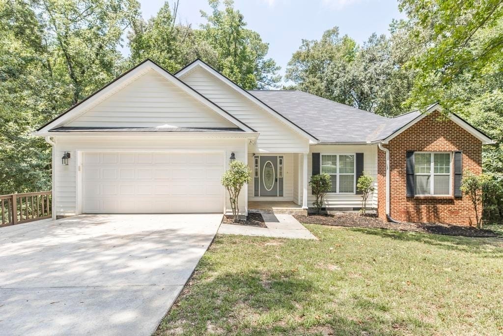 Settlers Landing, Warner Robins, GA homes for sale with a City View