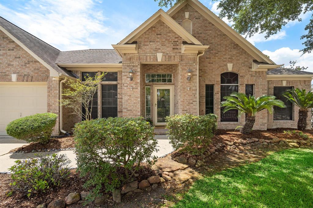 2602 Dixie Woods Dr, Pearland, TX 77581 Off Market